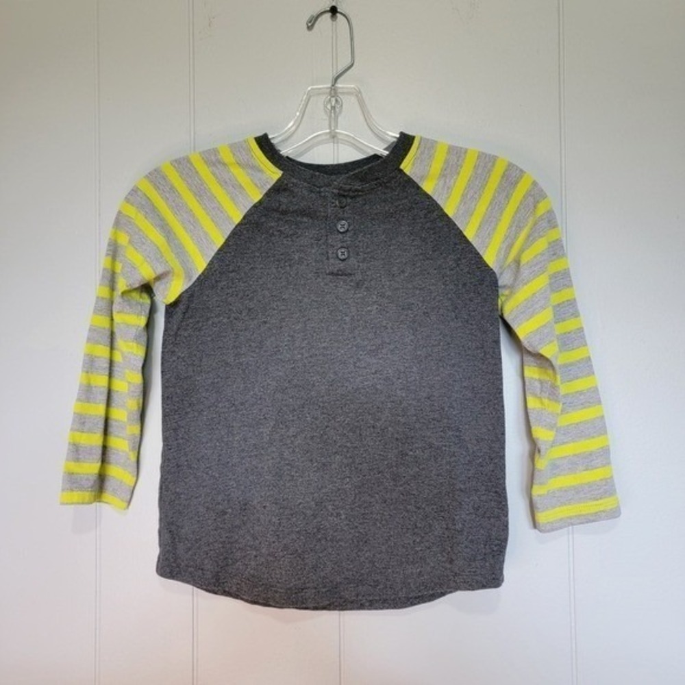 Epic Threads Gray and‎ Yellow Long Sleeve Raglan Tee